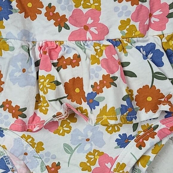 Carter's Baby Girl 3M Floral Print Cotton One Piece Ruffle Outfit Long sleeve - Picture 2 of 5
